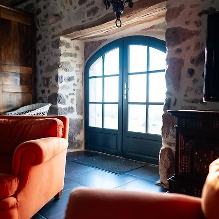 La Ferme Du Chabanais Grand 14 Personnes Entre Lacs Et Sancy Сasa de vacaciones